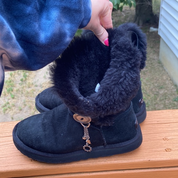 Ugg Azalea Button Charm Tassel Buckle Boot - Picture 7 of 16